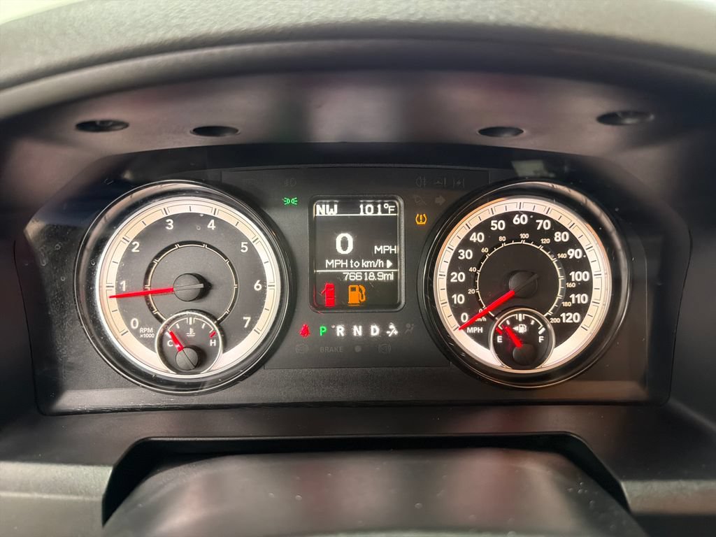 Used 2017 RAM 1500 Classic SLT RWD image 23