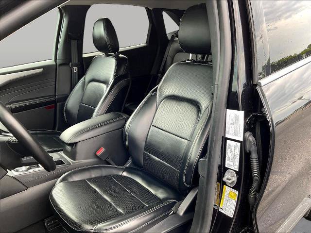 Certified 2024 Ford Escape Platinum AWD/4WD image 23