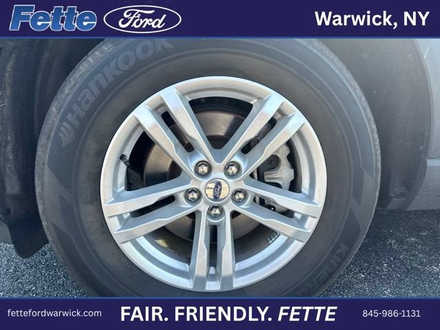 Certified 2022 Ford Explorer XLT w/ Class IV Trailer Tow Package AWD/4WD image 2