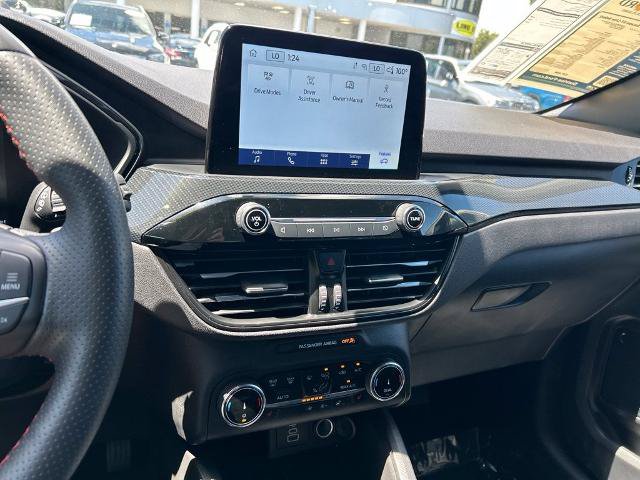 Certified 2025 Ford Escape ST-Line Select AWD/4WD image 31