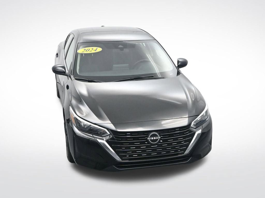 Used 2024 Nissan Sentra SV FWD image 25