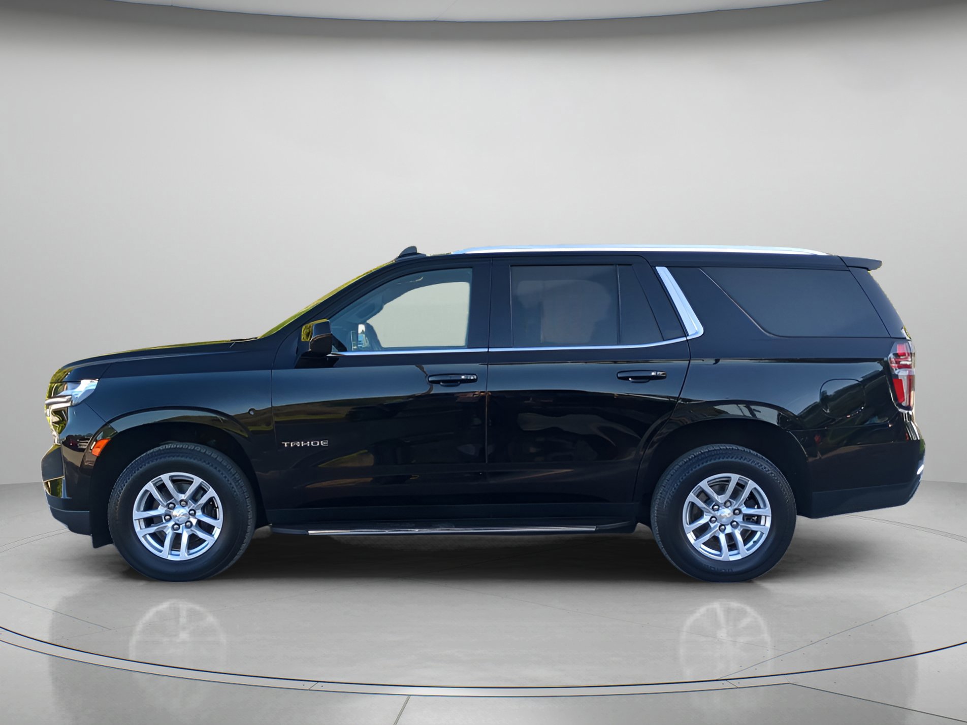 Used 2021 Chevrolet Tahoe LT image 13