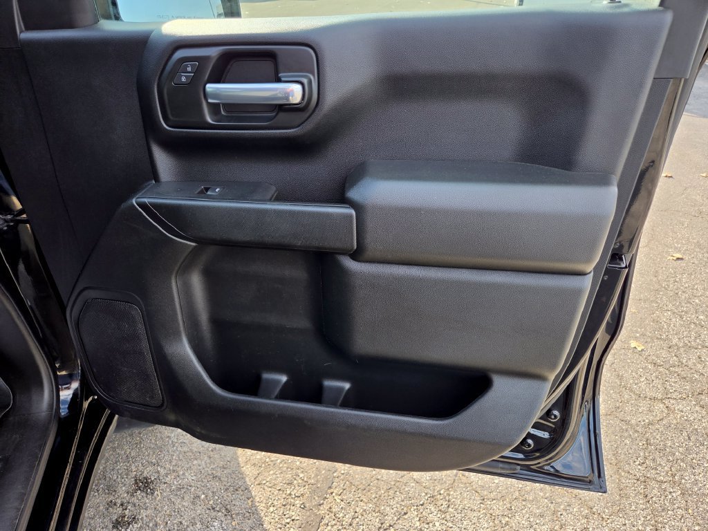 Used 2021 Chevrolet Silverado 1500 Custom Trail Boss w/ Safety Confidence Package AWD/4WD image 27