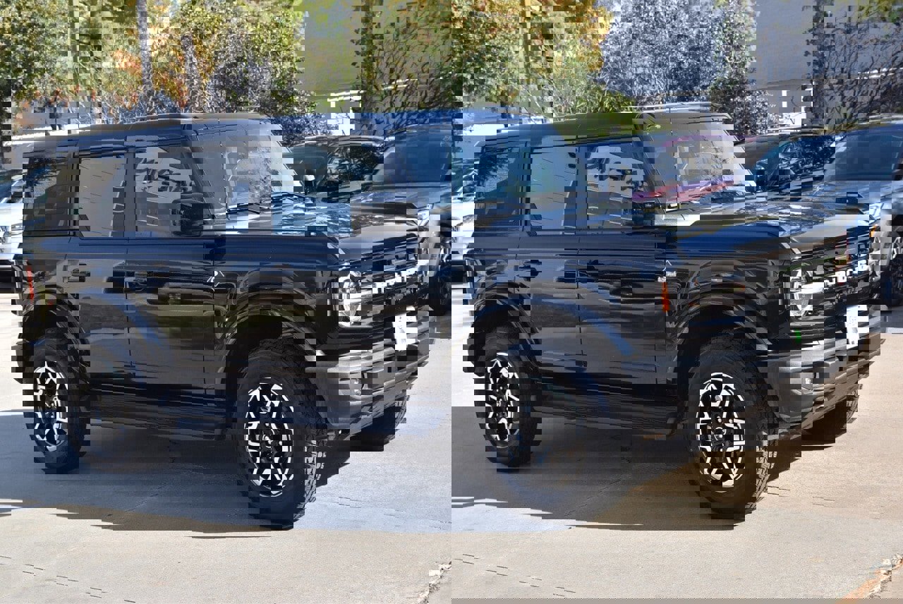 Certified 2025 Ford Bronco Outer Banks image 5