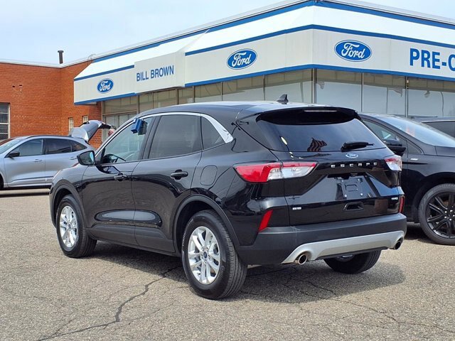Certified 2021 Ford Escape SE w/ Convenience Package AWD/4WD image 2
