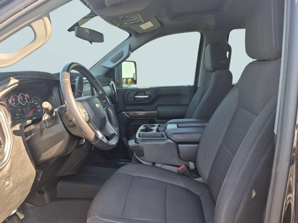 Used 2021 Chevrolet Silverado 2500 LT w/ Convenience Package AWD/4WD image 19