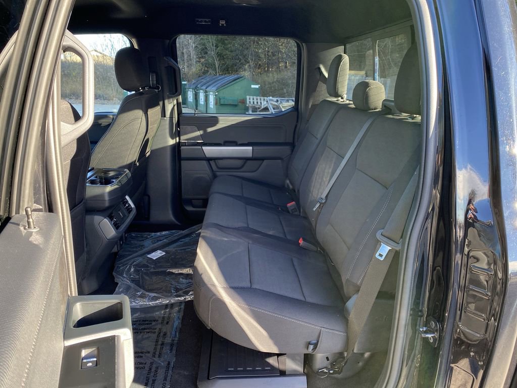 Certified 2025 Ford F150 XLT w/ Equipment Group 302A MID image 39