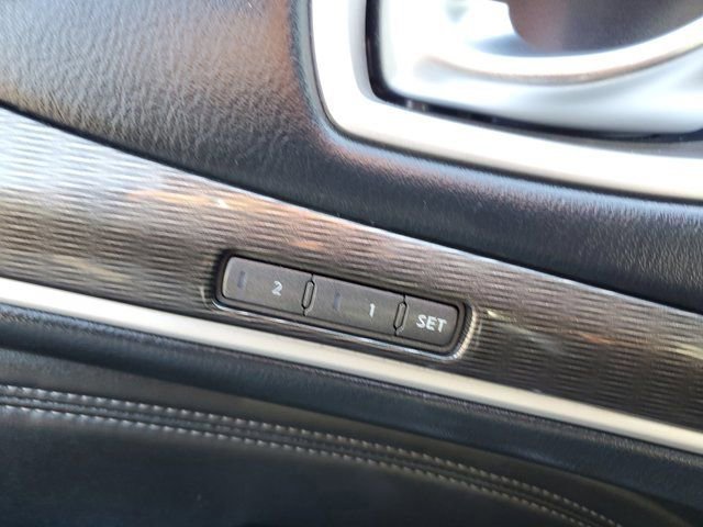 Used 2019 INFINITI QX60 Luxe w/ Essential Package image 21