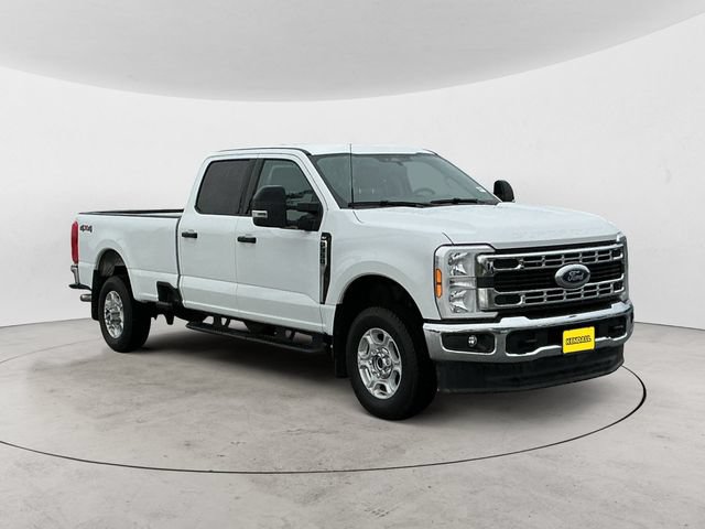 Certified 2025 Ford F350 XLT AWD/4WD image 3