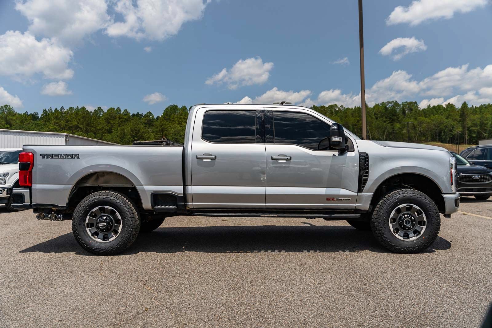 Certified 2024 Ford F350 Lariat w/ Lariat Ultimate Package AWD/4WD image 8