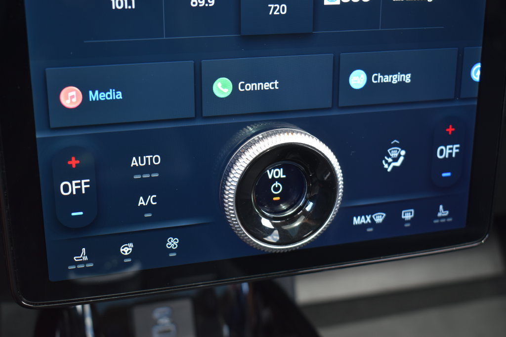 Certified 2023 Ford Mustang Mach-E Premium AWD/4WD image 19
