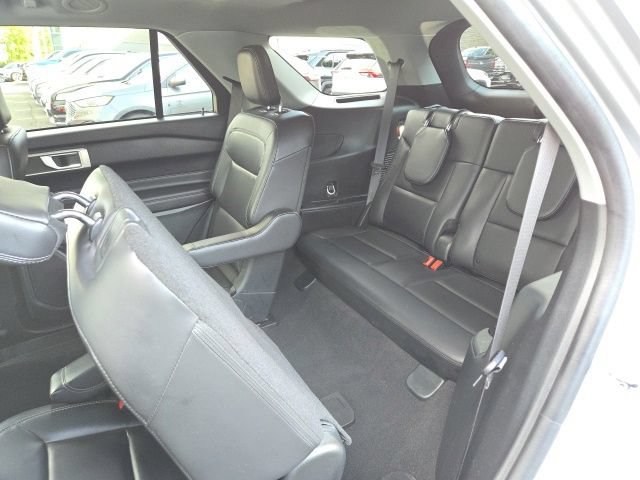 Certified 2023 Ford Explorer XLT w/ Equipment Group 202A AWD/4WD image 44