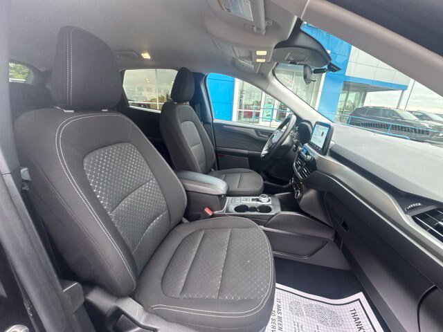 Certified 2025 Ford Escape Active FWD image 9
