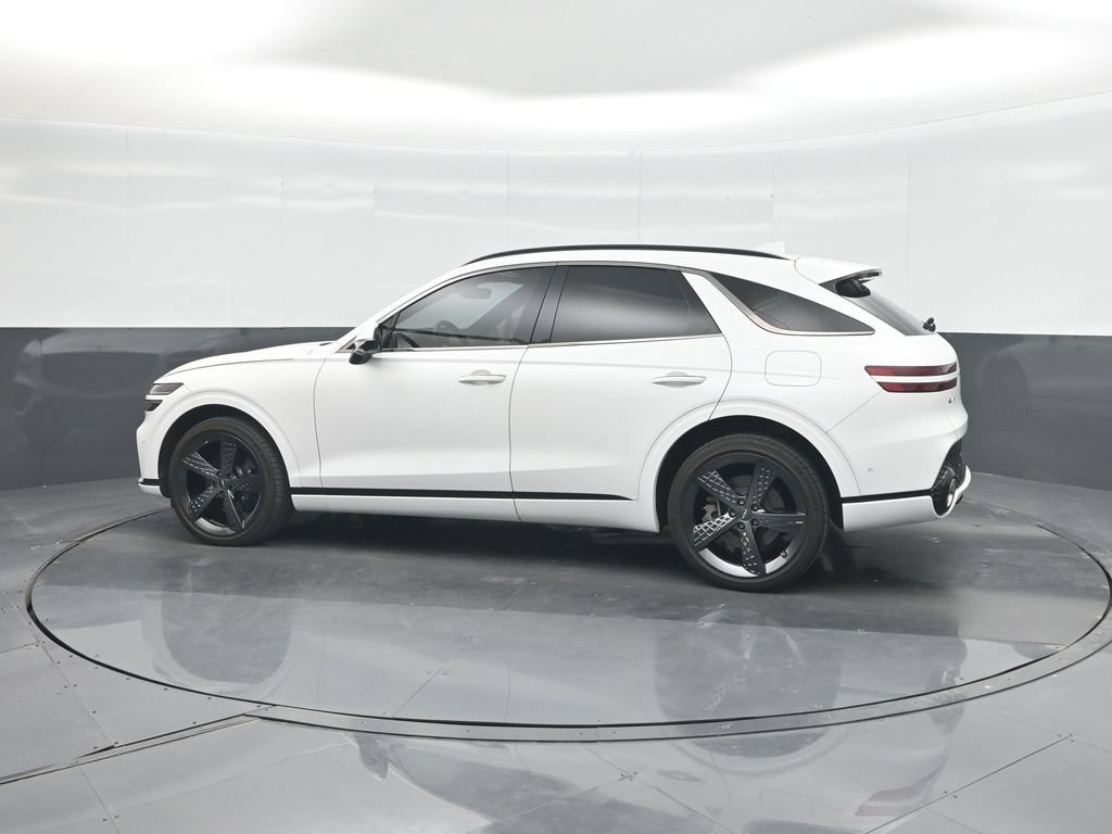 Used 2022 Genesis GV70 3.5T Sport w/ Sport Prestige Package AWD/4WD image 28