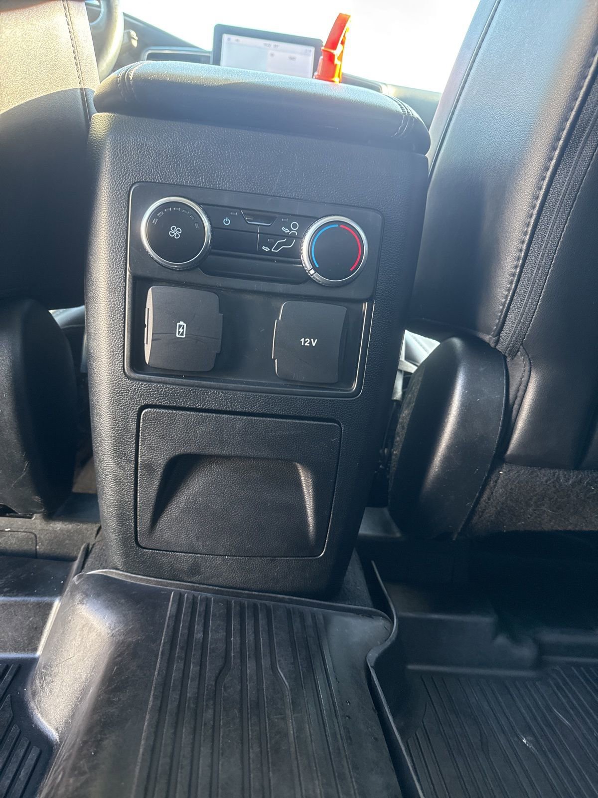 Certified 2022 Ford Explorer XLT w/ Equipment Group 202A image 14