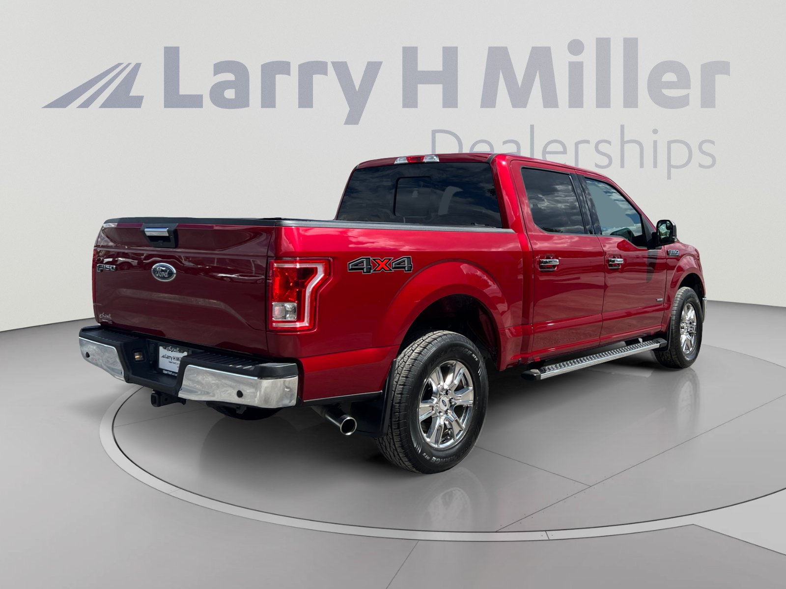 Certified 2017 Ford F150 XLT w/ Equipment Group 302A Luxury AWD/4WD image 5