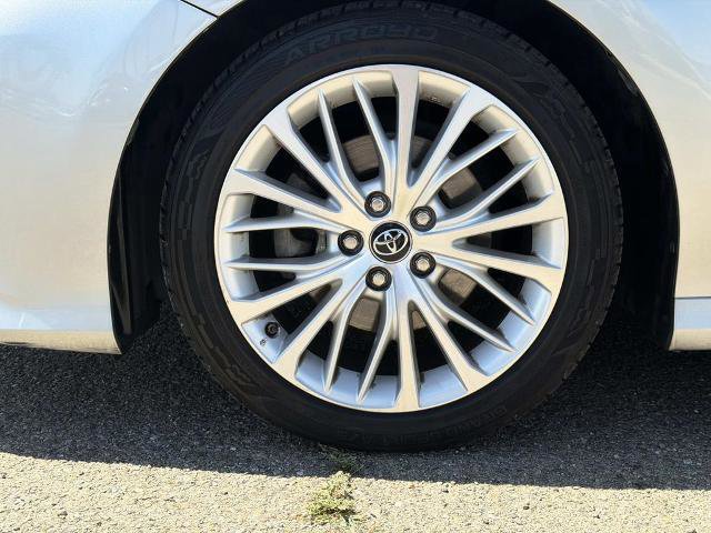 Used 2018 Toyota Camry XLE FWD image 29