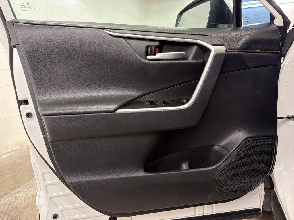 Used 2024 Toyota RAV4 Adventure AWD/4WD image 16