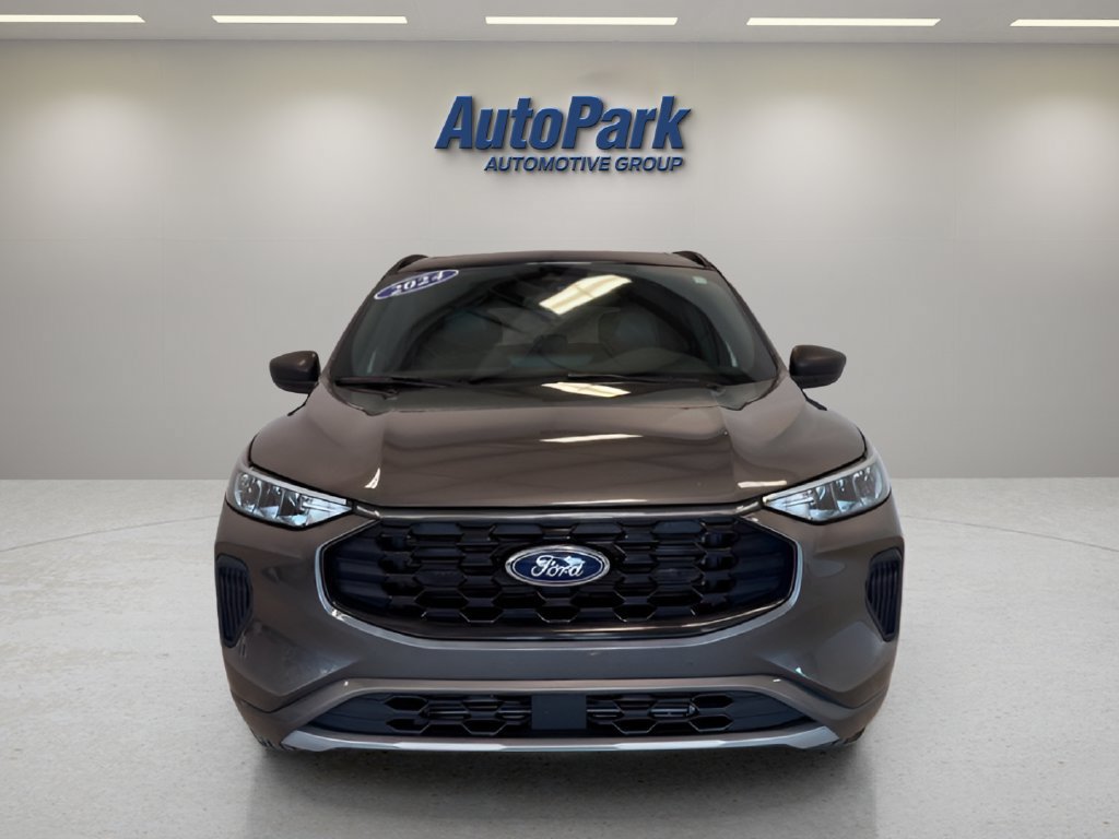Certified 2024 Ford Escape ST-Line w/ Tech Pack #1 AWD/4WD image 2