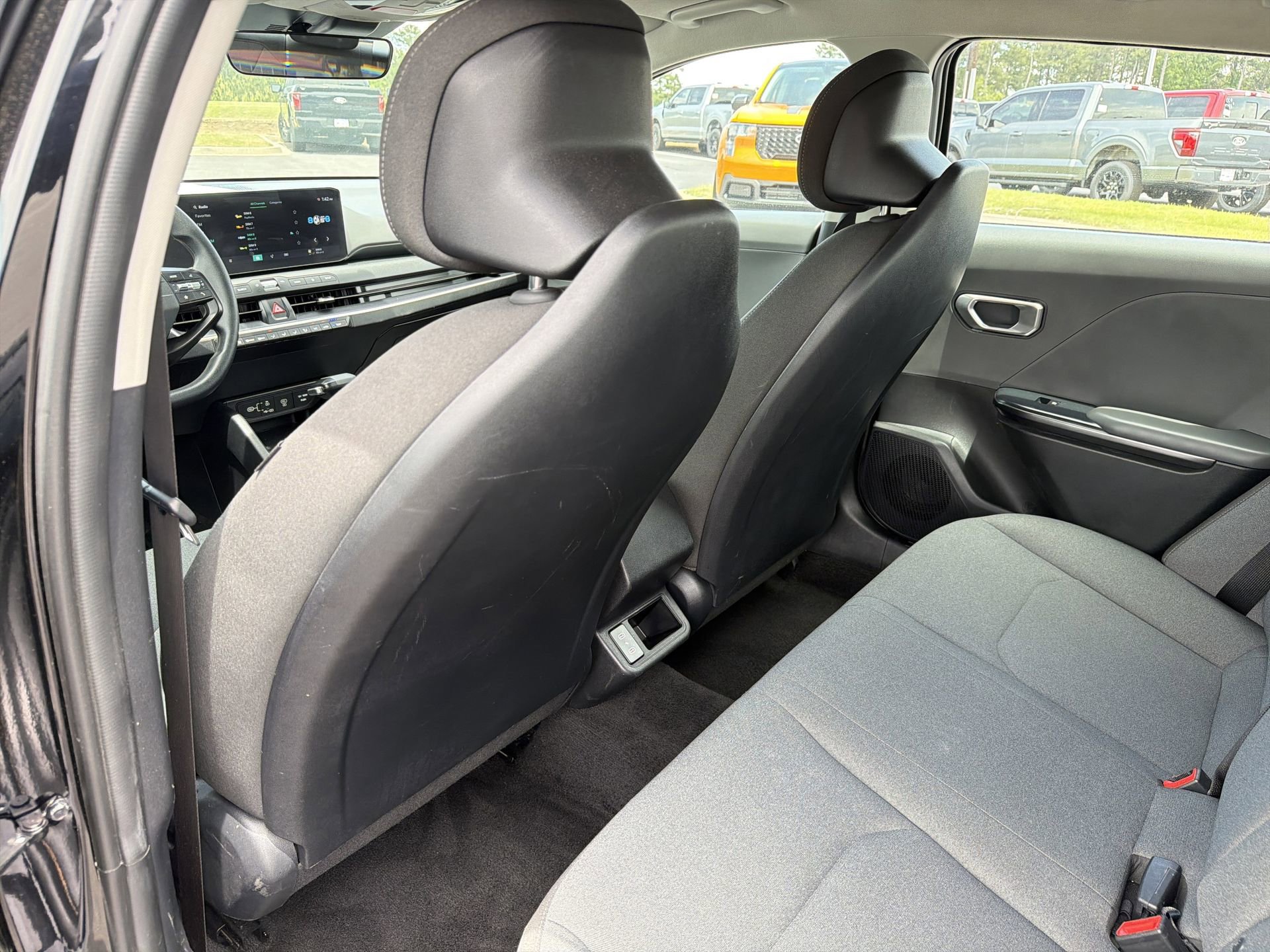 Used 2025 Kia K4 FWD image 19