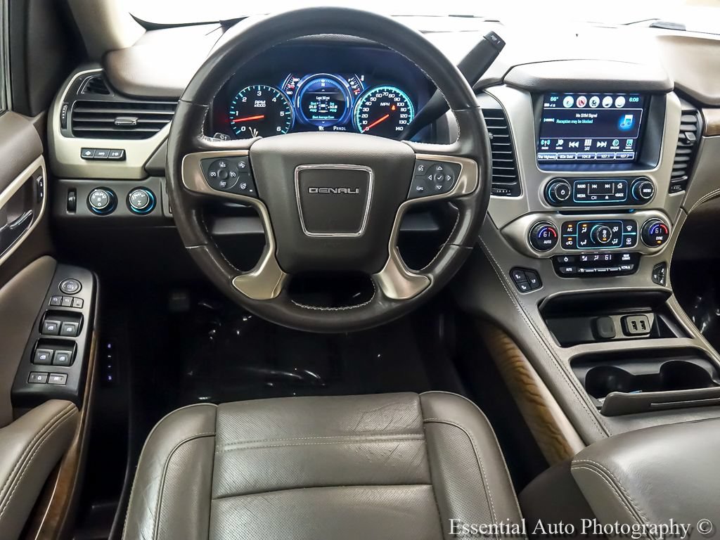 Used 2019 GMC Yukon Denali w/ Denali Ultimate Package AWD/4WD image 16