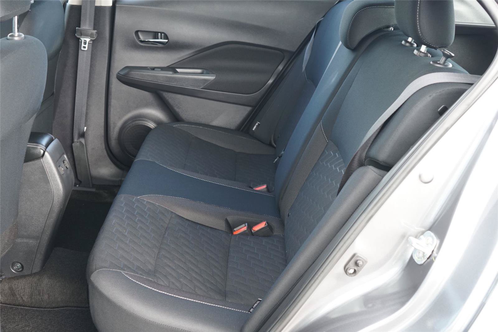 Used 2024 Nissan Kicks SV FWD image 23