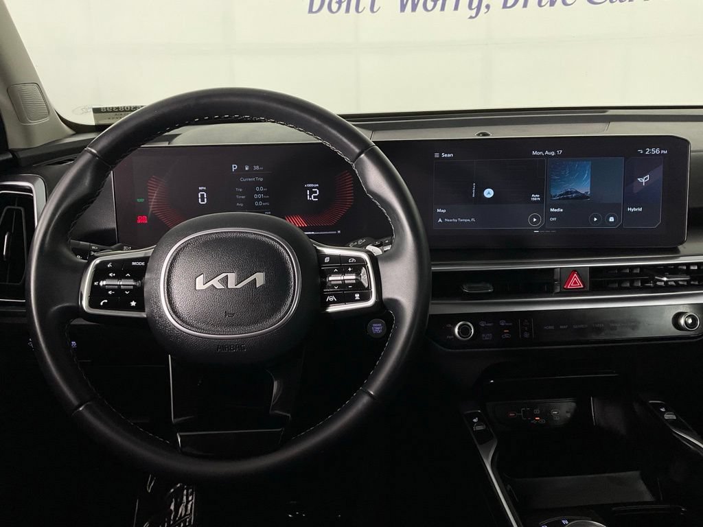 Used 2025 Kia Sorento EX AWD/4WD image 17