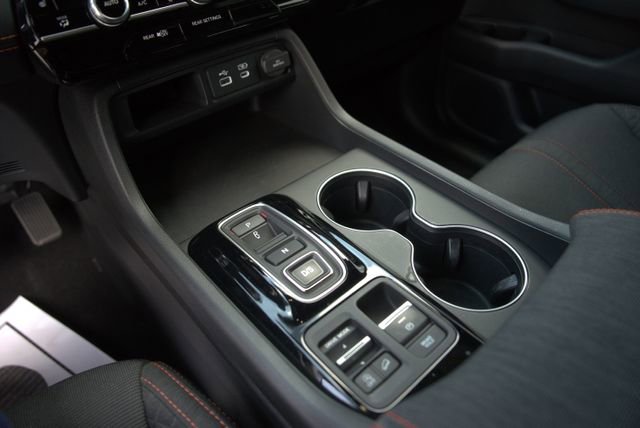 Used 2025 Honda Pilot Sport image 28