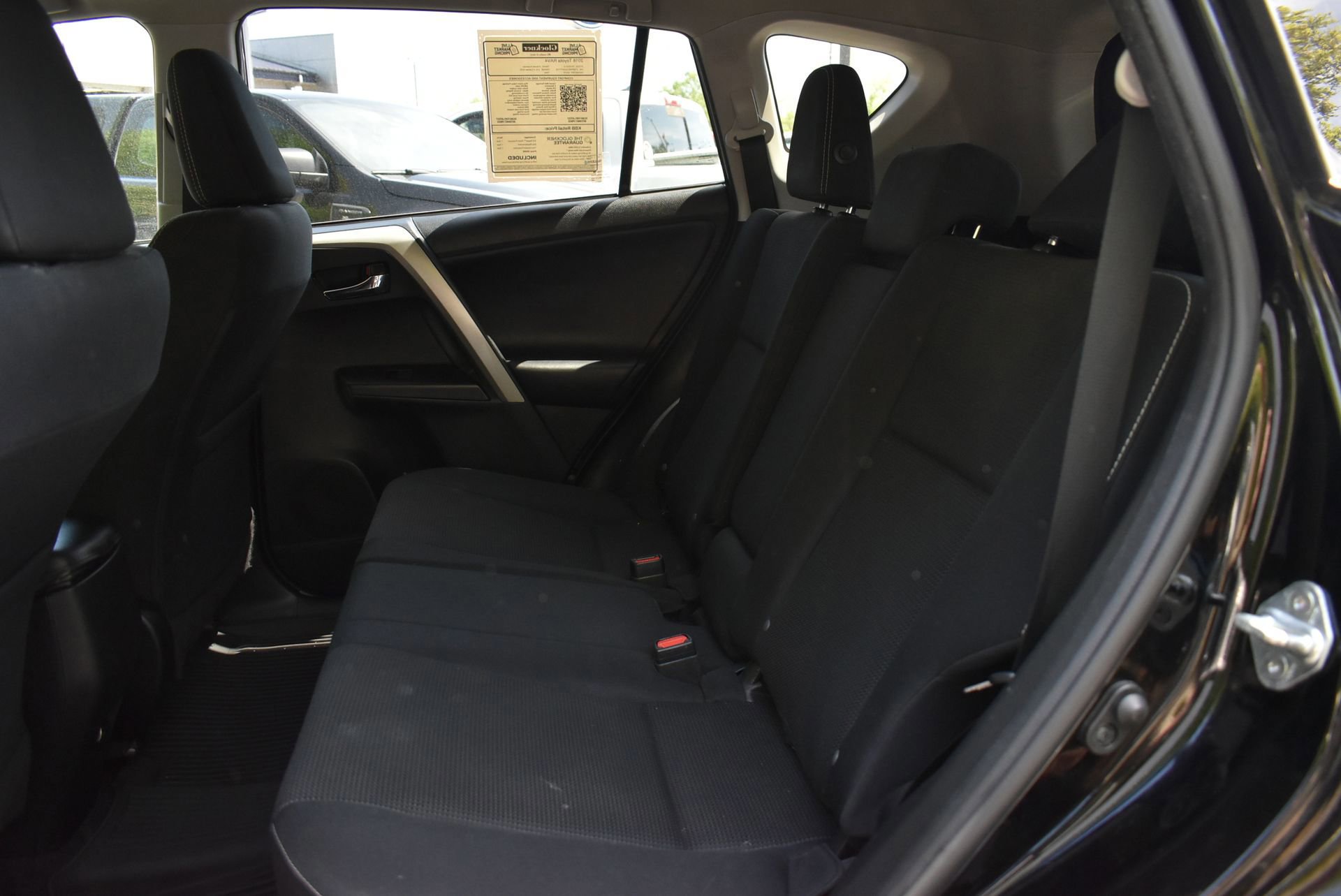 Used 2018 Toyota RAV4 XLE w/ Plus Extra Value Package AWD/4WD image 16