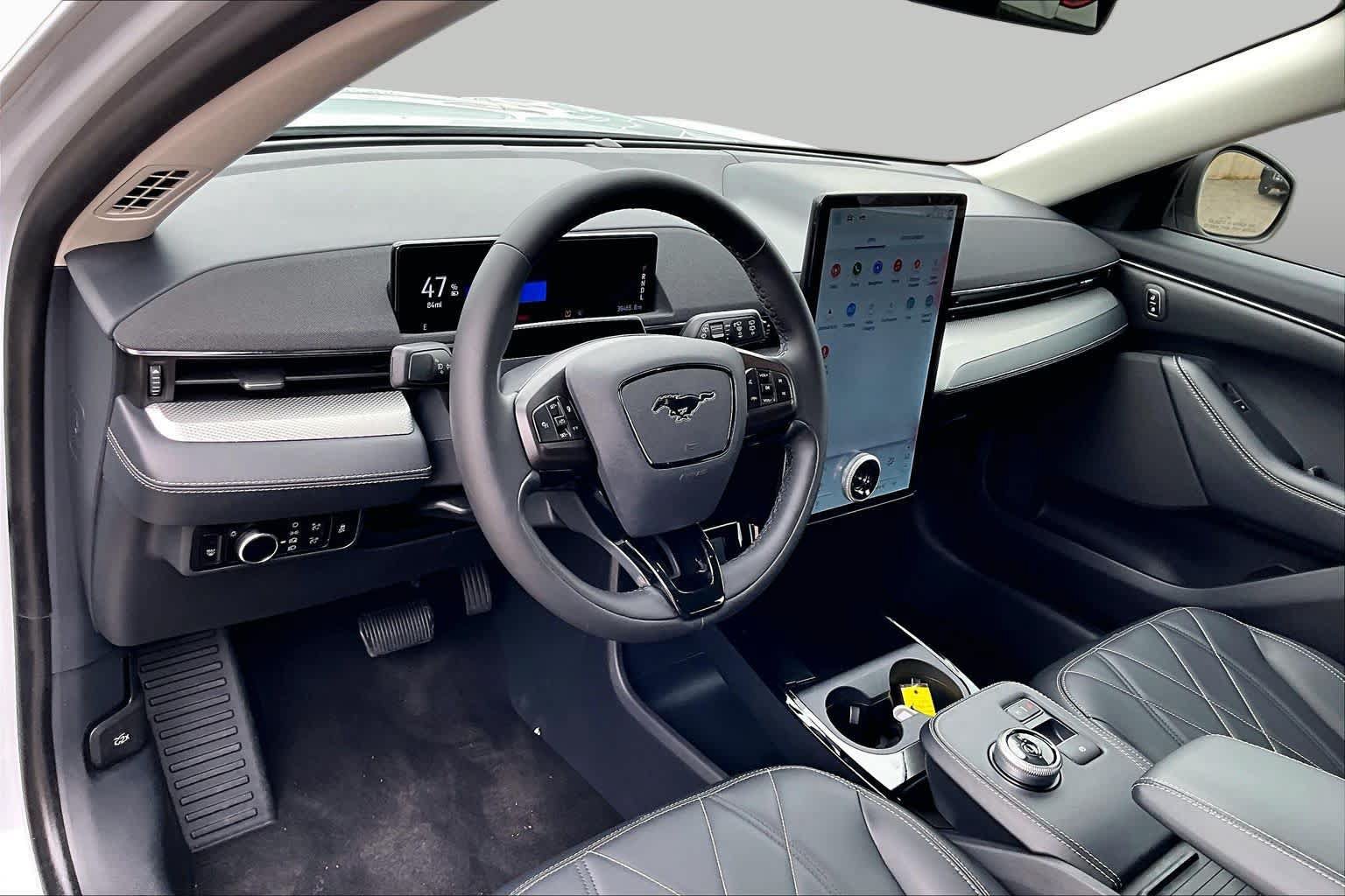 Certified 2023 Ford Mustang Mach-E Select AWD/4WD image 17