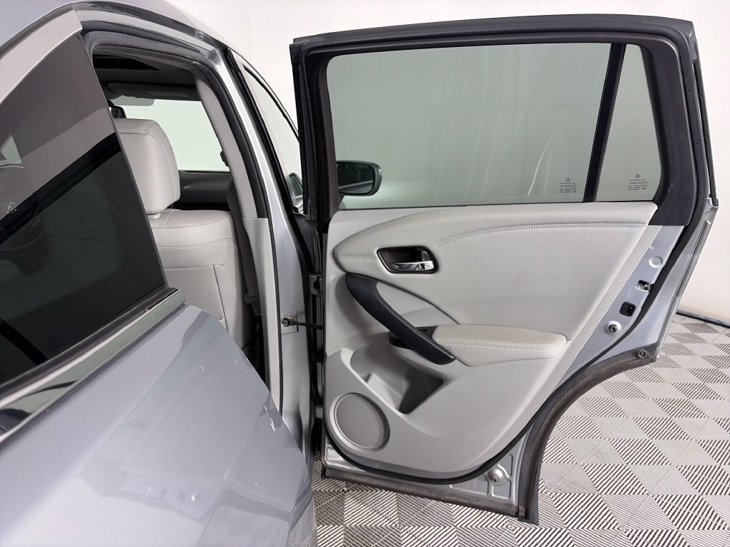 Used 2018 Acura RDX w/ Technology Package AWD/4WD image 29