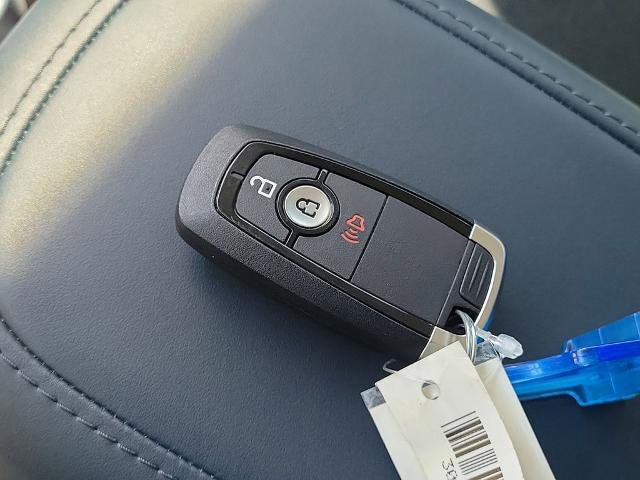 Certified 2025 Ford Maverick XLT w/ Equipment Group 302A image 31