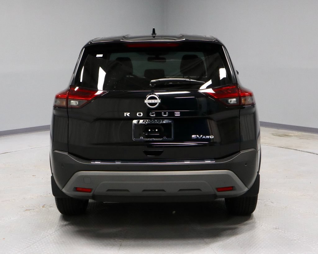 Used 2023 Nissan Rogue SV AWD/4WD image 10