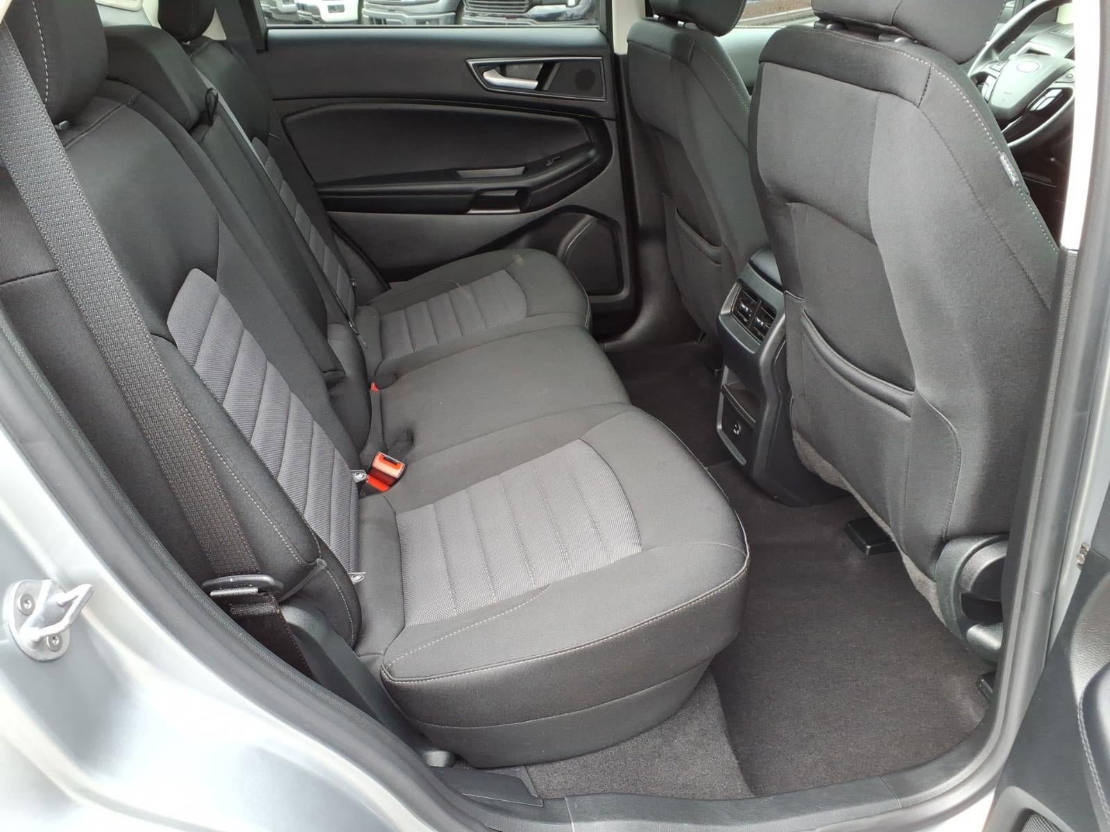Certified 2022 Ford Edge SE w/ Black Appearance Package image 14