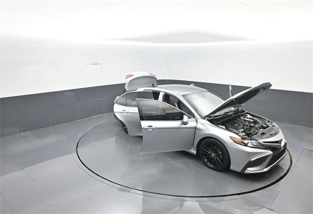 Used 2021 Toyota Camry XSE w/ Navigation Package image 35