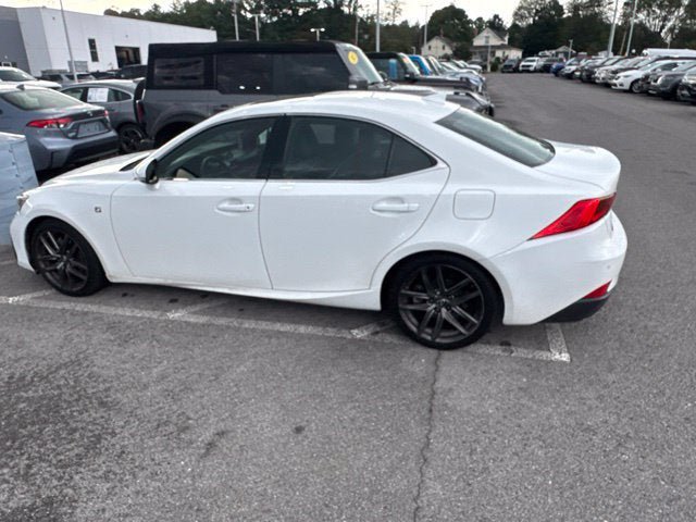 Used 2020 Lexus IS 300 F Sport w/ F Sport Package RWD image 9