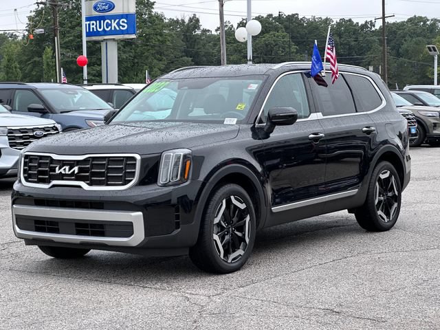 Used 2023 Kia Telluride S FWD image 3