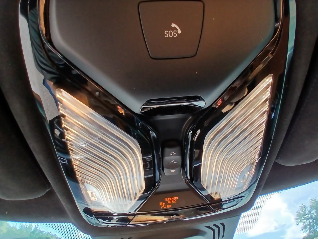 Used 2022 BMW X5 sDrive40i w/ M Sport Package RWD image 17