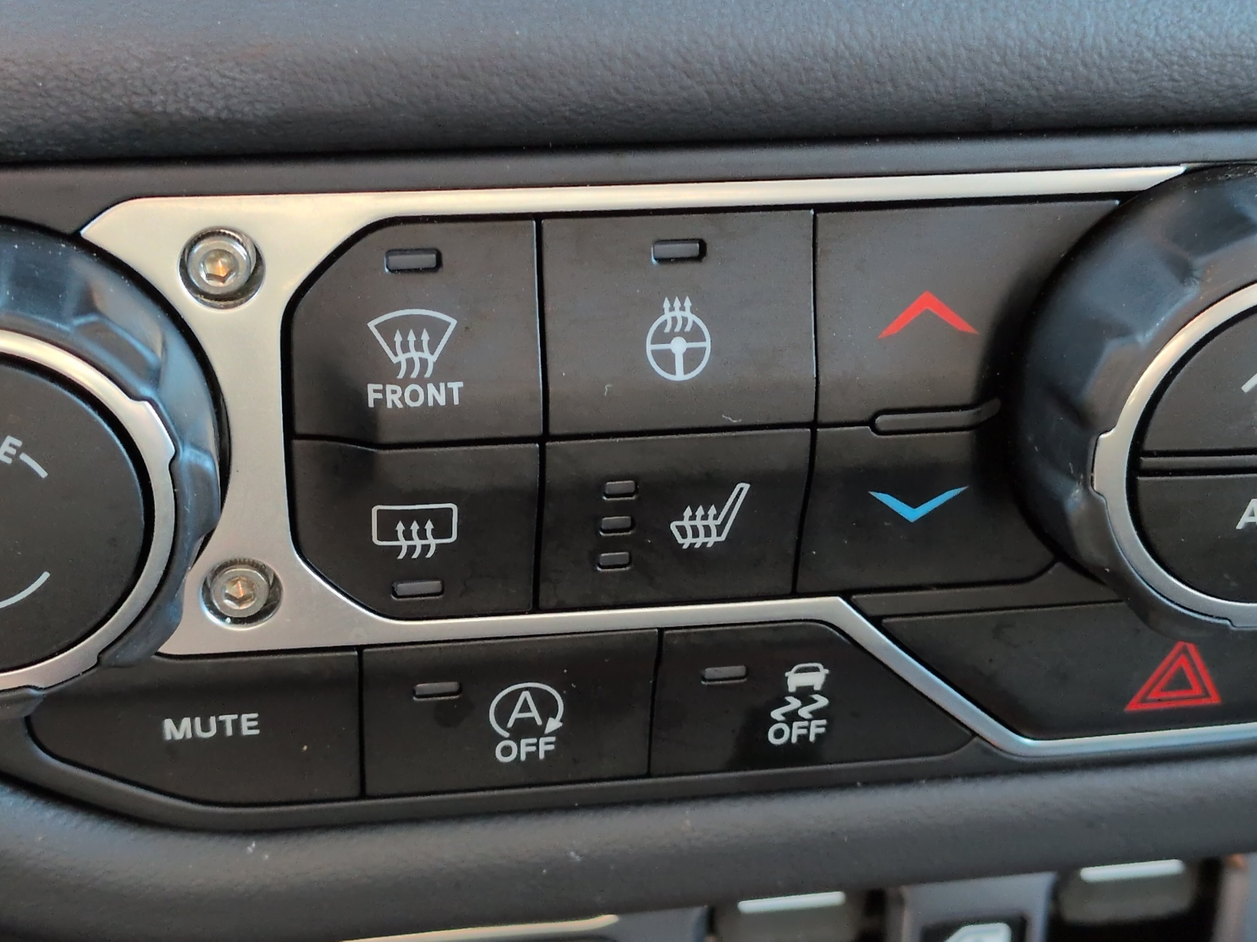 Used 2025 Jeep Gladiator Rubicon AWD/4WD image 21