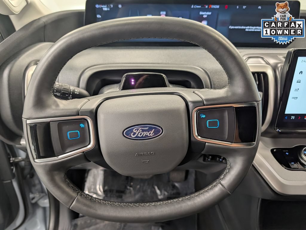 Certified 2025 Ford Expedition Active AWD/4WD image 22