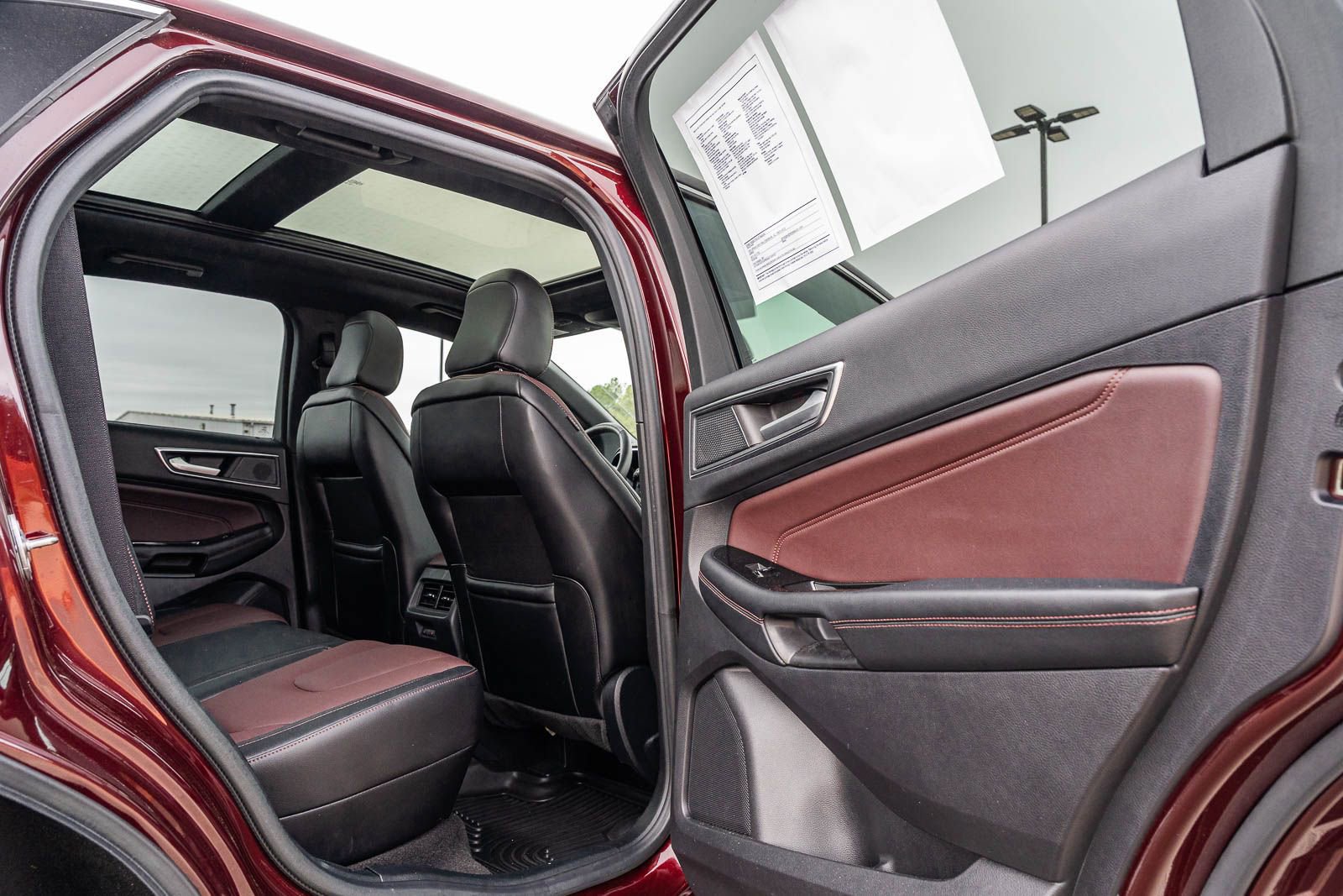 Certified 2020 Ford Edge Titanium w/ Equipment Group 301A image 15