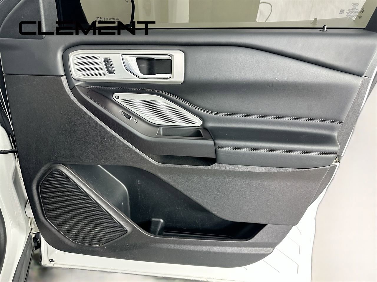 Certified 2020 Ford Explorer Platinum w/ Premium Technology Package image 38