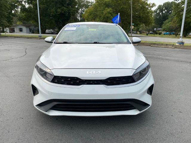 Used 2024 Kia Forte LXS FWD image 2