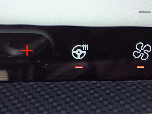 Certified 2024 Ford Escape ST-Line w/ Tech Pack #1 image 9