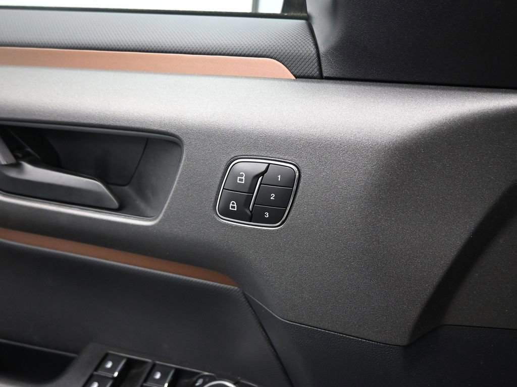 Certified 2025 Ford Bronco Sport Outer Banks w/ Outer Banks Tech Package+ image 39