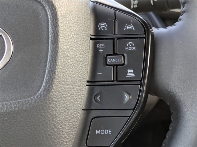 Used 2023 Toyota Prius XLE image 23