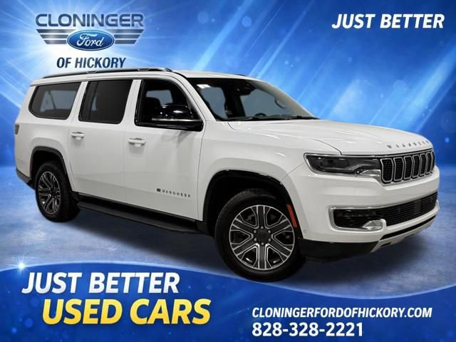 Used 2024 Jeep Wagoneer L Series II w/ Flexible Seating Group AWD/4WD image 1