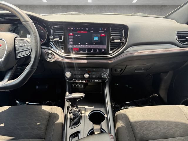 Used 2025 Dodge Durango GT AWD/4WD image 4