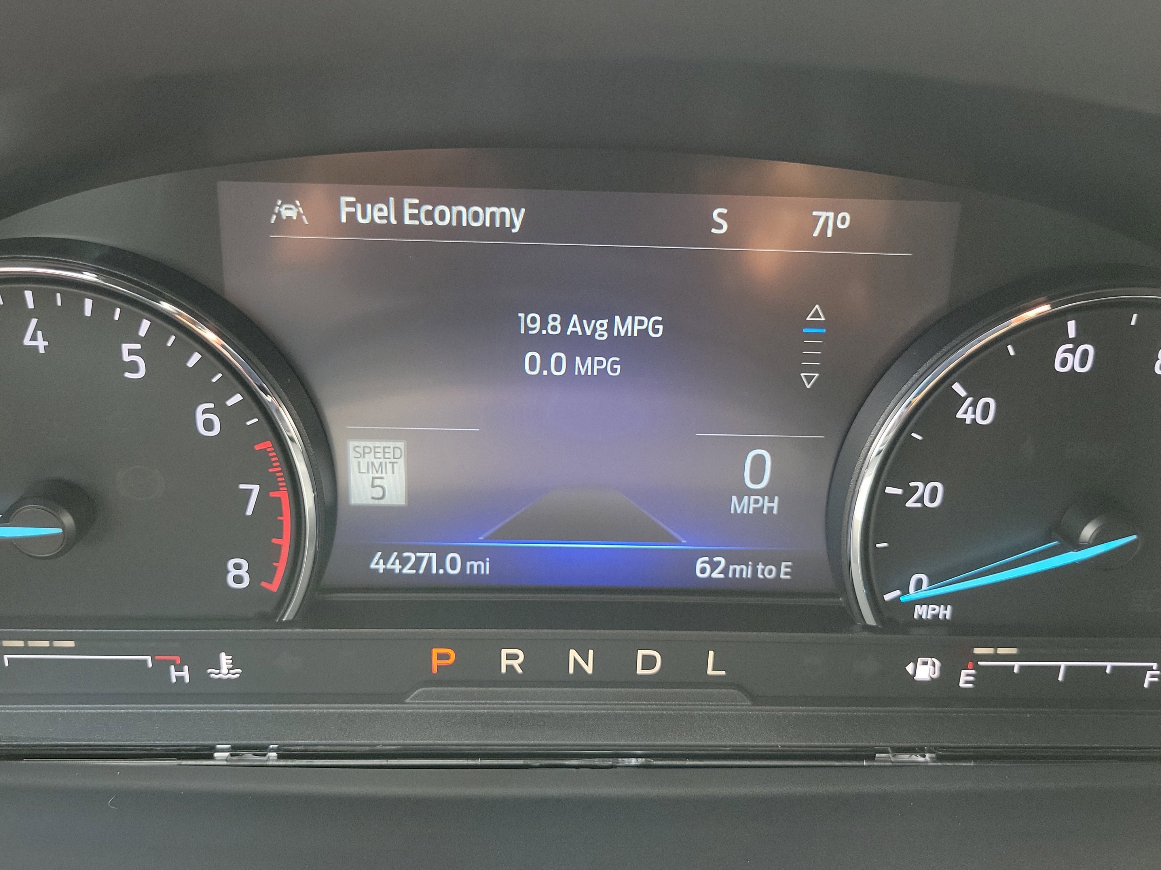 Certified 2022 Ford Explorer ST-Line w/ Class IV Trailer Tow Package image 24