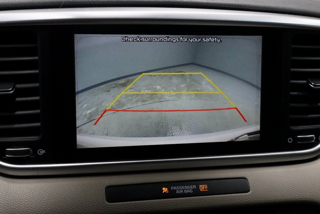 Used 2020 Kia Sportage S image 2